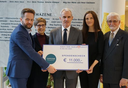 Sie sind seit langem treue Spender: Nun unterstützten die BONUS
Vorsorgekasse AG, die BONUS Pensionskassen Aktiengesellschaft und
die Concisa Vorsorgeberatung und Management AG die gemeinnützige
Institution erneut mit 11.000 Euro.