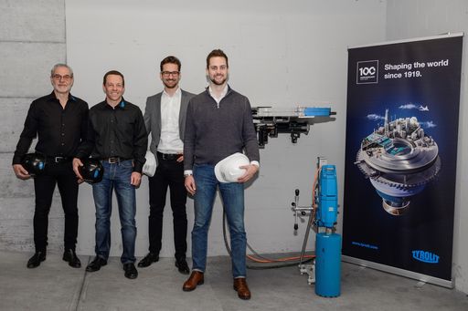 ToolSense GmbH, der Diamantwerkzeug- und
Baumaschinenhersteller TYROLIT und die Deutsche Telekom kooperieren
bei der intelligenten Vernetzung von Baumaschinen.
