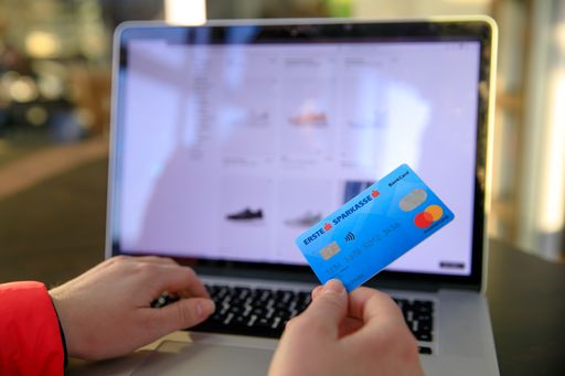 Vorschau Bild von Debit Mastercard: Ein Turbo für den
österreichischen E-Commerce!