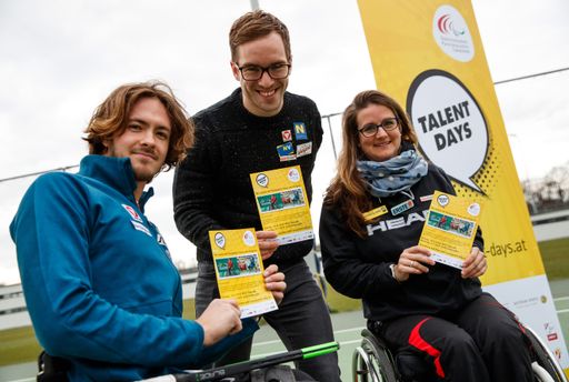 Vorschau Bild von Die Paralympics-Stars Sabine Weber-Treiber, Andreas
Onea und Nico Langmann (von rechts nach links) sind bei den Talent
Days dabei.