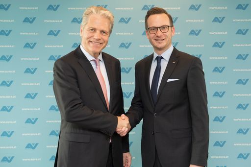 Von links nach rechts: DDr. Anton Ofner, Obmann der AUVA,
Dipl.Ing. Mario Watz, Vorsitzender des Verwaltungsrates der AUVA
