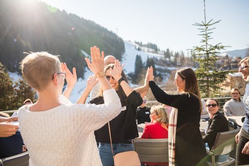 Vorschau Bild von Sieger-Gruppe der Team-Challenges