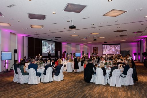 Vorschau Bild von exquisites Gala-Dinner im Sporthotel Wagrain