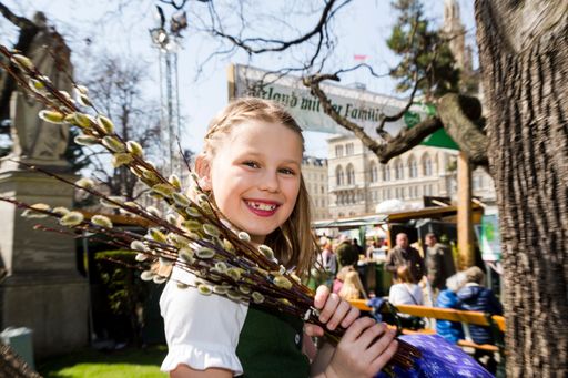 Palmbuschen binden beim Steiermark-Frühling 2019