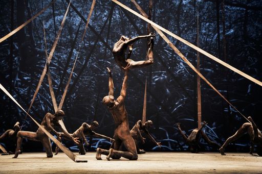  Die Companhia de Dança Deborah Colker zeigt ihre neueste Arbeit
"Dog Without Feathers" als Deutschlandpremiere bei den 17.
Movimentos Festwochen der Autostadt. Weiterer Text über ots und
www.presseportal.de/nr/19185 / Die Verwendung dieses Bildes ist für
redaktionelle Zwecke honorarfrei. Veröffentlichung bitte unter
Quellenangabe: "obs/Autostadt GmbH/CAFI"