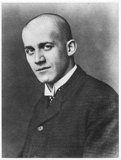 Vorschau Bild von Ausstellung im Leopold Museum: Oskar Kokoschka.
Expressionist, Migrant, Europäer. Wenzel Weis (1858—1929), Oskar
Kokoschka (1886—1980) mit kahlrasiertem Kopf, 1909, Silbergelatine
(späterer Abzug), 23,7 x 18 cm, Universität für angewandte Kunst
Wien, Kunstsammlung und Archiv, Oskar Kokoschka Zentrum