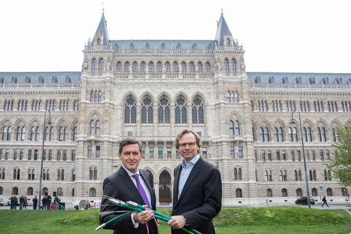 Vorschau Bild von Peter Hanke, Wiens Finanz-, Wirtschafts- und
Digitalisierungsstadtrat und T-Mobile Austria CEO Andreas Bierwirth