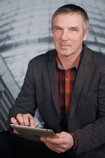 Vorschau Bild von Ing. Josef Gatternig wurde in den Vorstand
wiedergewählt und ist nun Vize-Präsident.