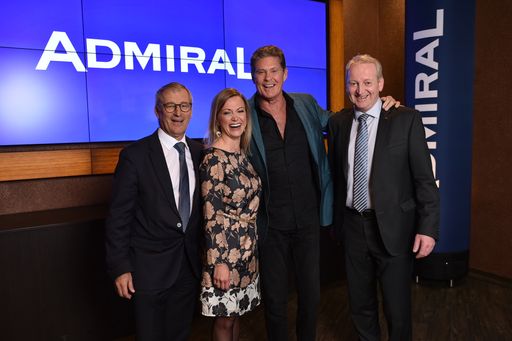  v.l.n.r. Paul Kozelsky, Geschäftsführer der ADMIRAL Sportwetten
GmbH; Dr. Monika Racek, Vorstandsvorsitzende der ADMIRAL Casinos &
Entertainment AG; Entertainer und ADMIRAL Markenbotschafter David
Hasselhoff und Mag. Stefan Stögner, Vorstand der ADMIRAL Casinos &
Entertainment AG
