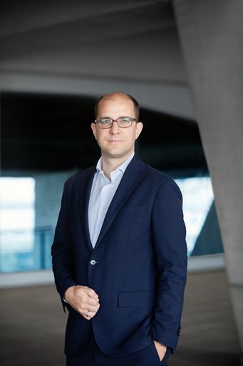 Vorschau Bild von Peter Schiefer neuer Unternehmenssprecher und Head
of Corporate Communications & Responsibility von T-Mobile Austria