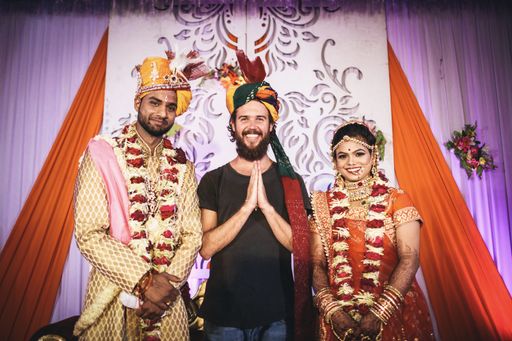  "Atithi devo bhava" (Gast ist Gott): So wurde
Christoph Pehofer von seinen indischen Hosts behandelt. Hier zu
sehen bei einer indischen Hochzeit