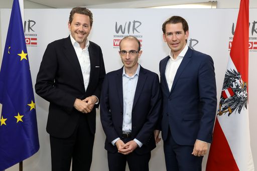 Zukunftsgespräch "The European Dream" beim
Europatag der Wirtschaft in der Wirtschaftskammer Österreich am 7.
Mai 2019: WKÖ-Präsident Harald Mahrer, Historiker und
Bestsellerautor Yuval Harari und Bundeskanzler Sebastian Kurz