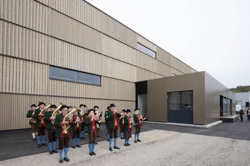 Vorschau Bild von Neues Holzbau-Kompetenzzentrum von SWIETELSKY in
Schlüßlberg