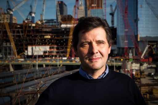 Vorschau Bild von Prof. Dr. Trebor Scholz ist Professor for Management & Policy an
der New School in New York und Aktivist. http://platform.coop