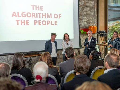 Am 22. Mai 2019 veranstaltete die dpa-Tochter news aktuell
(Schweiz) AG im LoftFive in Zürich erfolgreich die Premiere des
Pitch Lunch, bei dem Digital-Startups des next media accelerators
(nma) auf Kommunikatoren aus Unternehmen und Agenturen trafen. Foto:
PPR/Nick Soland / Weiterer Text über ots und
www.presseportal.ch/de/nr/100000003 / Die Verwendung dieses Bildes
ist für redaktionelle Zwecke honorarfrei. Veröffentlichung bitte
unter Quellenangabe: "obs/news aktuell (Schweiz) AG/PPR/Nick
SolandPPR/Nick Soland"