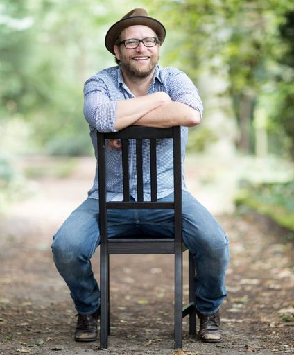 Vorschau Bild von Gregor Meyle hat es so gut bei uns gefallen, dass er im
Jubiläumsjahr wieder auf der Donaubühne spielt