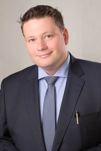  ML11 systems & services wird höchstzertifizierter
Dell EMC Partner; Geschäftsführer, Dr. Markus Löschnigg