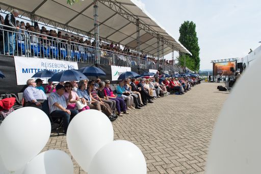 über 700 Gäste an der Schiffstaufe der Excellence Countess im
Basler Rheinhafen. Weiterer Text über ots und
www.presseportal.ch/de/nr/100018141 / Die Verwendung dieses Bildes
ist für redaktionelle Zwecke honorarfrei. Veröffentlichung bitte
unter Quellenangabe: "obs/Reisebüro Mittelthurgau Fluss- und
Kreuzfahrten/Manuel Vargas Lepiz"