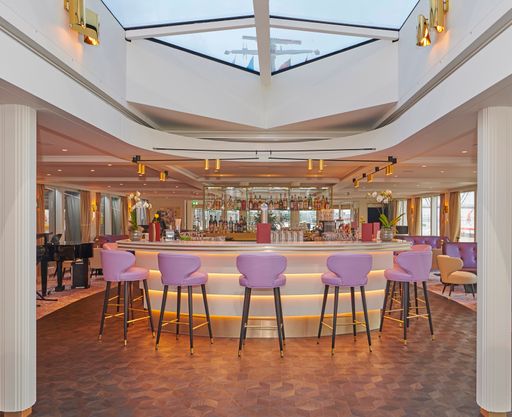 Vorschau Bild von Excellence Countess Bar - Lounge. Weiterer Text über ots und
www.presseportal.ch/de/nr/100018141 / Die Verwendung dieses Bildes
ist für redaktionelle Zwecke honorarfrei. Veröffentlichung bitte
unter Quellenangabe: "obs/Reisebüro Mittelthurgau Fluss- und
Kreuzfahrten/ARIE_JONKMAN_______WERKENDAM"