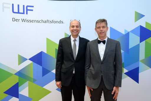 Vorschau Bild von BILD zu OTS - Österreichs höchstdotierte
Wissenschaftspreise sind vergeben: Die internationale Fachjury des
Wissenschaftsfonds FWF zeichnet den Historiker Philipp Ther (Bild
rechts) und den Mikrobiologen Michael Wagner (Bild links) mit dem
Wittgenstein-Preis 2019 aus.
