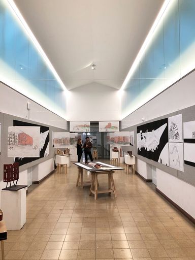 Vorschau Bild von Geboten werden Führungen und Einblicke in den Universitätsalltag.
© Kunstuniversität Linz