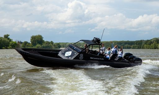 Vorschau Bild von Per Speedboat Shuttle von Drei auf die Donausinsel.