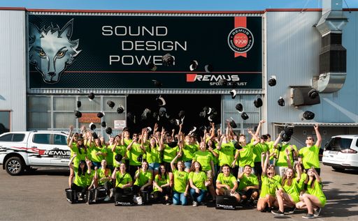  Angehende FerialpraktikantInnen beim Kick-Off-Event
der REMUS-SEBRING Group