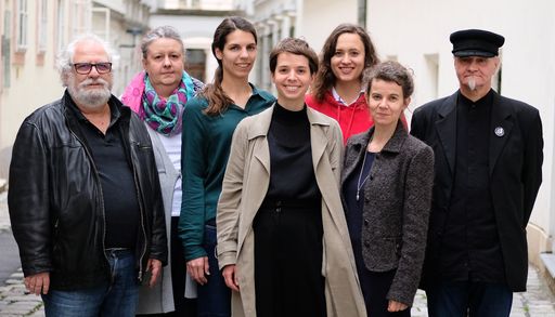 (v.l.n.r.) Fred Turnheim (Lehrgangsleiter),
Gertraud Kokusz, Stephanie Steindl, Hanna Reiner, Johanna
Hinterholzer, Hermine Führer, Karl Maier.