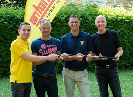  Starke Partner beim Antenne Kärnten SchulGolfTag 2019: Timm
Bodner (Prokurist und Programmchef Antenne Kärnten), Robert
Klinglmair (Bildungsdirektor Land Kärnten), Michael Russling
(Sportwart Kärntner Golfverband), Walter Leirouz (Prokurist und
Verkaufsleiter Antenne Kärnten)