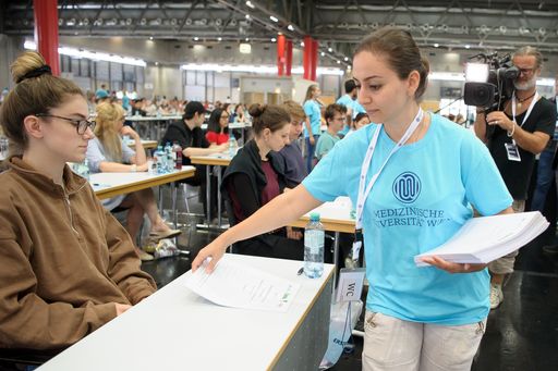 https://www.apa-fotoservice.at/galerie/19296 MedAT
Aufnahmeverfahren für das Medizinstudium an der MedUni Wien 2019