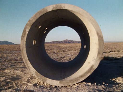 Vorschau Bild von Nancy Holt Sun Tunnels, 1976 16 mm Film auf HD Video, 26:31 Min,
Farbe, Ton Courtesy of the Holt/Smithson Foundation and Electronic
Arts Intermix (EAI), New York © Bildrecht, Wien, 2019