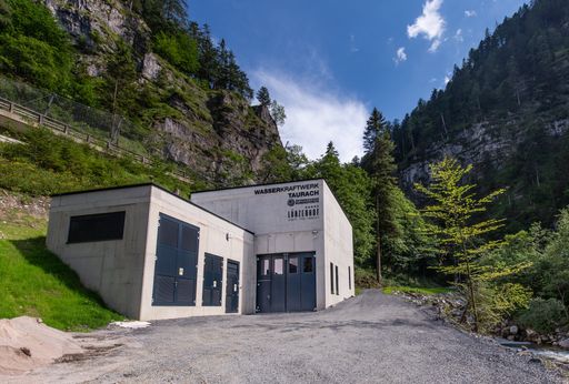  Wasserkraftwerk Taurach - Alpin Life Resort
Lürzerhof