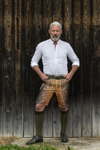  Die Bachforellenlederhose – eine Innovation von
Gössl