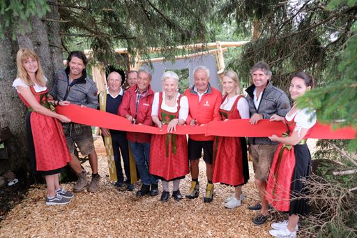 Der neue Themenweg am Hahnenkamm wurde am Freitag, den 02. August
2019 feierlich eröffnet.