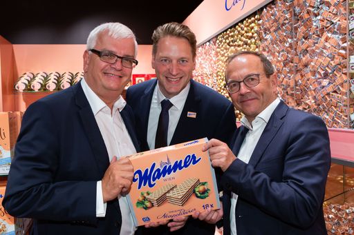 Vorschau Bild von Manner Shop-Eröffung Salzburg Forum 1