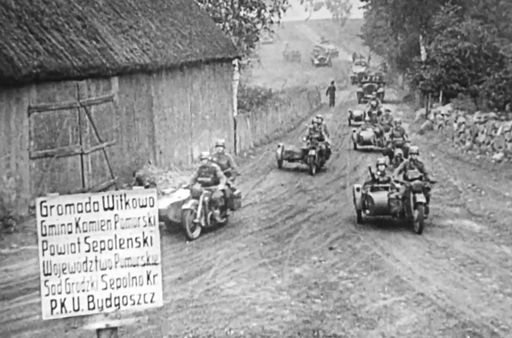 Zur ARTE-Sendung "Polen 39. Wie deutsche Soldaten zu Mördern
wurden". BU: Am 1. September 1939 beginnt der deutsche Überfall auf
Polen. Weiterer Text über ots und www.presseportal.de/nr/9021 / Die
Verwendung dieses Bildes ist für redaktionelle Zwecke honorarfrei.
Veröffentlichung bitte unter Quellenangabe: "obs/ARTE G.E.I.E./Foto:
ZDF; © NARA"