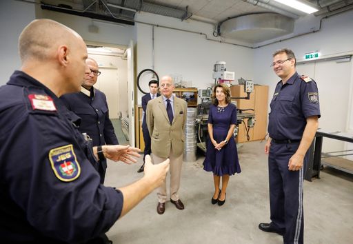 Bundeskanzlerin Bierlein besucht gemeinsam mit
Vizekanzler Jabloner die Justizanstalt Korneuburg. 27.08.2019, Foto:
Bundespressedienst Dragan Tatic