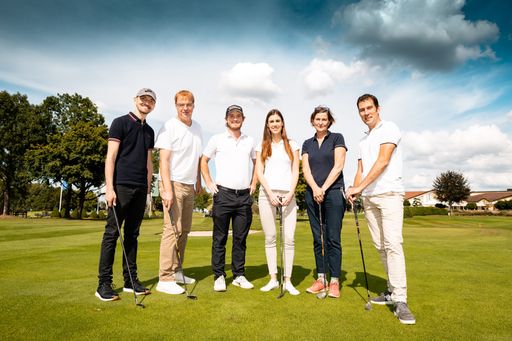 Vorschau Bild von Über 80 Kommunikationsfachleute aus Unternehmen und PR-Agenturen
nahmen am sechsten PR-Golfcup der dpa-Tochter news aktuell teil. In
diesem Jahr fand das Turnier am 6. September im Golf Club St.
Leon-Rot. Im Bild: Teilnehmer Golf Olypiade. Fotos: Robert
Schlesinger Weiterer Text über ots und www.presseportal.de/nr/6344 /
Die Verwendung dieses Bildes ist für redaktionelle Zwecke
honorarfrei. Veröffentlichung bitte unter Quellenangabe: "obs/news
aktuell GmbH/ROBERT SCHLESINGER"