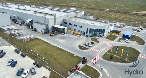 Vorschau Bild von HAI übernimmt das Hydro Strangpresswerk im rumänischen
Chisineu-Cris. Die Mitarbeiter wurden am 10.09. im Rahmen einer
Betriebsversammlung informiert