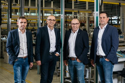  Das Management der HELLA Holding v.l.n.r.: Harald
Niedrist, Georg Pranter, Andreas Kraler, Christian Schaller Das
Management der HELLA Holding v.l.n.r.: Harald Niedrist, Georg
Pranter, Andreas Kraler, Christian Schaller