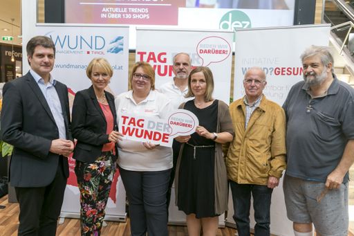 https://www.apa-fotoservice.at/galerie/20287 Der
"Tag der Wunde" 2019 im DEZ in Innsbruck