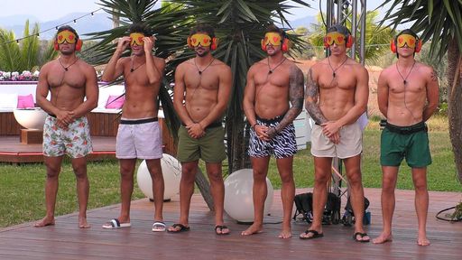 Vorschau Bild von Challenge Kussfest: Heiße Küsse und großer Couple-Zoff - heute
Abend bei RTL II. Weiterer Text über ots und
www.presseportal.de/nr/6605 / Die Verwendung dieses Bildes ist für
redaktionelle Zwecke honorarfrei. Veröffentlichung bitte unter
Quellenangabe: "obs/RTL II"