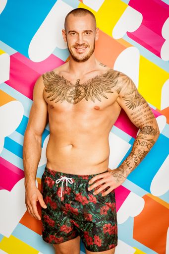 Vorschau Bild von Neue Turbulenzen bei "Love Island": Roman (28),
Erdbaumaschinenführer aus Hamburg. Weiterer Text über ots und
www.presseportal.de/nr/6605 / Die Verwendung dieses Bildes ist für
redaktionelle Zwecke honorarfrei. Veröffentlichung bitte unter
Quellenangabe: "obs/RTL II/RTL II/Magdalena Possert"
