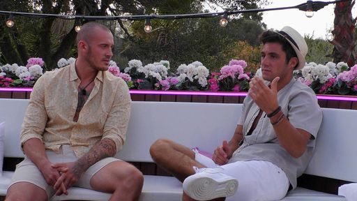 Vorschau Bild von Neue Turbulenzen bei "Love Island": Danilo (re.) stellt Roman zur
Rede. Weiterer Text über ots und www.presseportal.de/nr/6605 / Die
Verwendung dieses Bildes ist für redaktionelle Zwecke honorarfrei.
Veröffentlichung bitte unter Quellenangabe: "obs/RTL II"