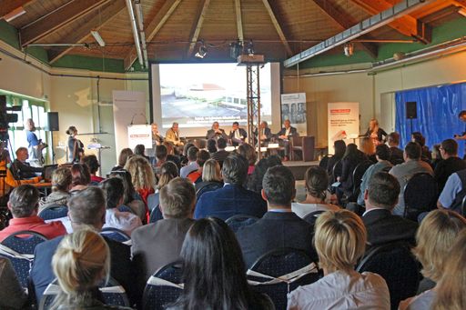 Vorschau Bild von Die Veranstaltung FOKUS WIRTSCHAFT vom
Sozialministeriumservice in Wiener Neustadt zeigte vor rund 100
Unternehmensvertretern Lösungsbeispiele und Fördermöglichkeiten auf.