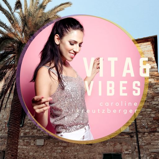 Vorschau Bild von Albumcover Caroline Kreutzberger - Vita & Vibes
(jpeg-Datei, 3000 x 3000 Pixel, 300 dpi)