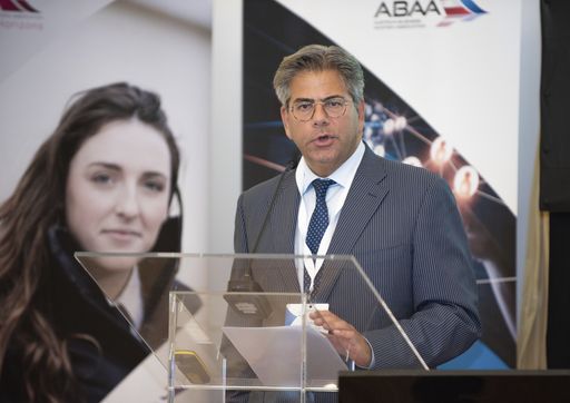 Vorschau Bild von Athar Husain Khan, Secretary-General of the
European Business Aviation Association