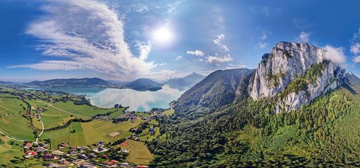 Hochauflösendes 360° Panorama Drachenwand aus der
360° Tour Mondseeland -