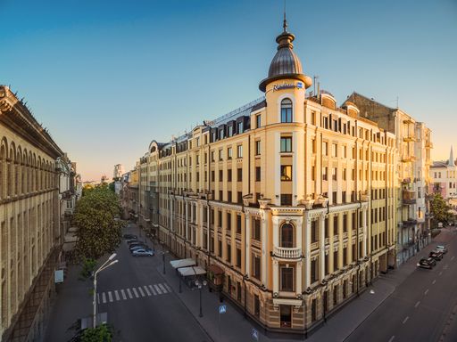 Radisson Blu Hotel Kiew Außenansicht