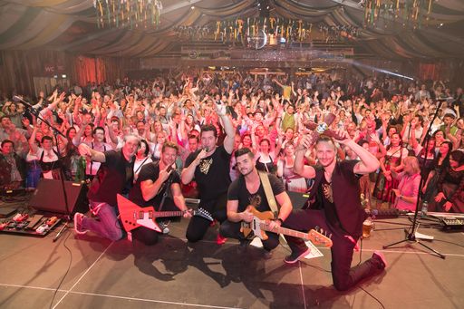 Vorschau Bild von Fantastische Stimmung bei der 5. Nacht der
Landwirtschaft auf dem Wiener Wiesn Fest 2019